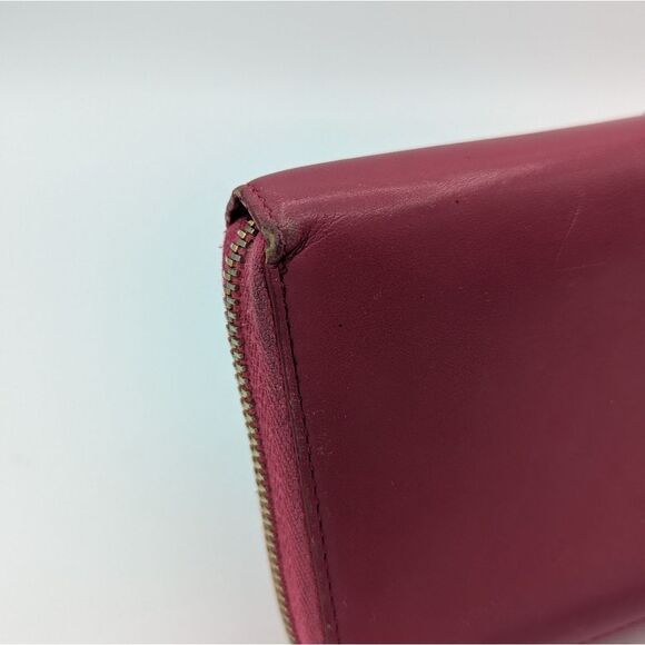 Yves Saint Laurent Pink with Gold Hardware - Picture 2 of 10